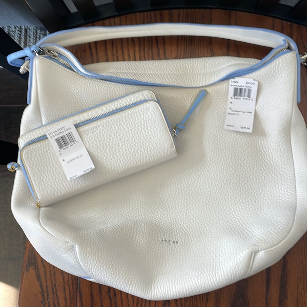 Authentic Coach Purse & Wallet